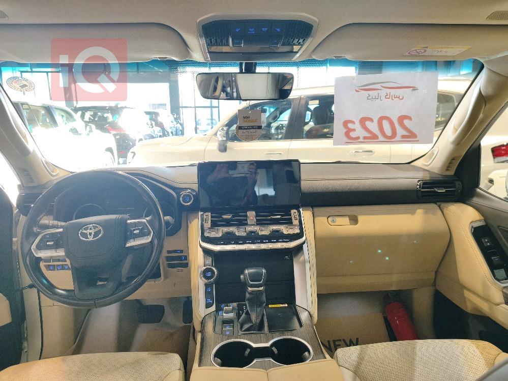 تويوتا لاندكروزر